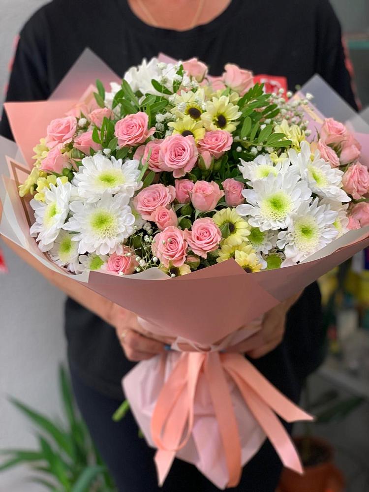 Букет цветов из: Розы и Хризантемы в Жостово