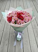 Букет цветов из:  Альстромерии в Жостово
