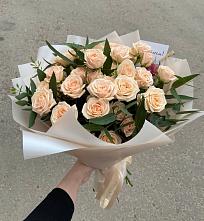 Букет Кремовые розы Латте в Жостово