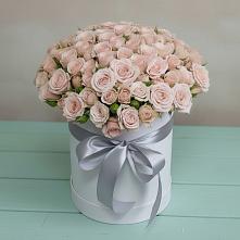 Цветочная композиция из Розы в шляпной коробке в Жостово