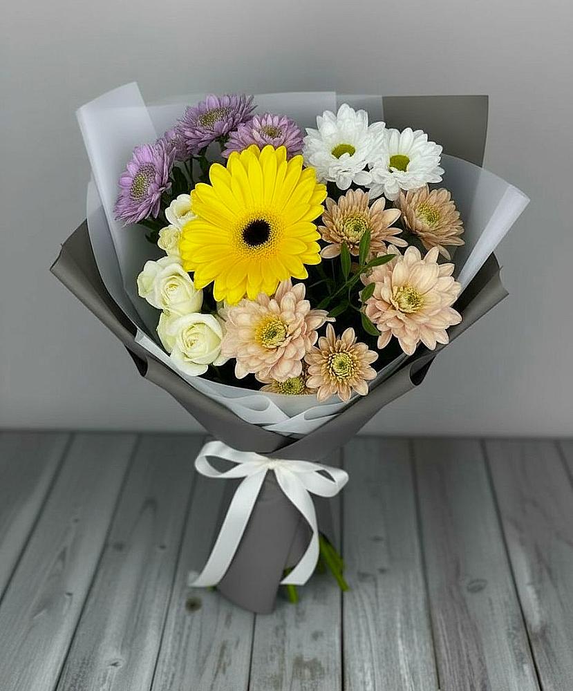 Букет цветов из: Розы, Герберы и Хризантемы в Жостово
