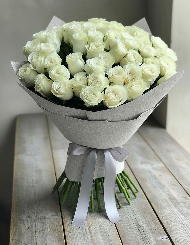 Букет 35 Белых роз в Жостово