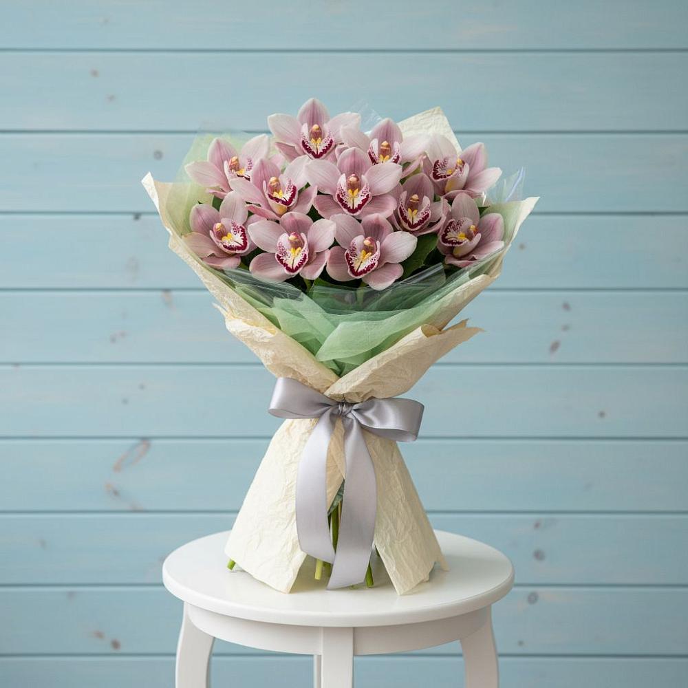 Букет цветов из: Орхидеи и Розы в Жостово