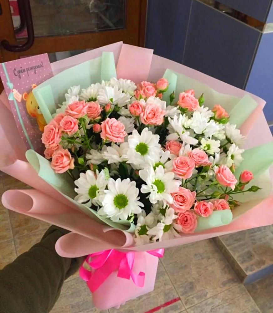 Букет цветов из: Розы и Хризантемы в Жостово