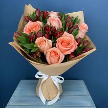 Букет цветов из:  Розы и Альстромерии в Жостово