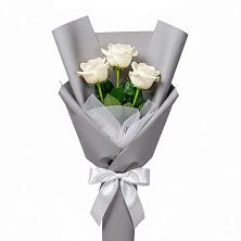 Букет 3 белые розы в Жостово