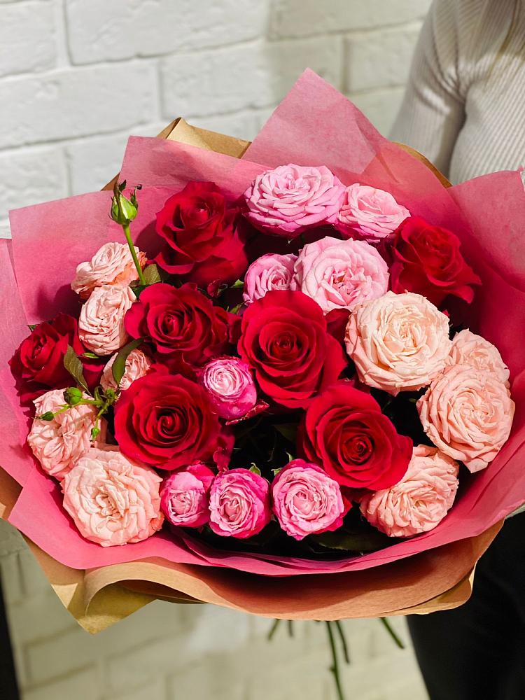 Букет цветов из: Розы в Жостово