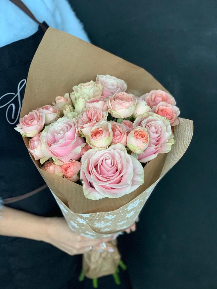 Букет цветов из: Хризантемы и Розы в Жостово