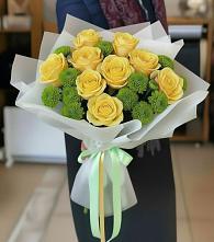 Букет цветов из:  Хризантемы и Розы в Жостово