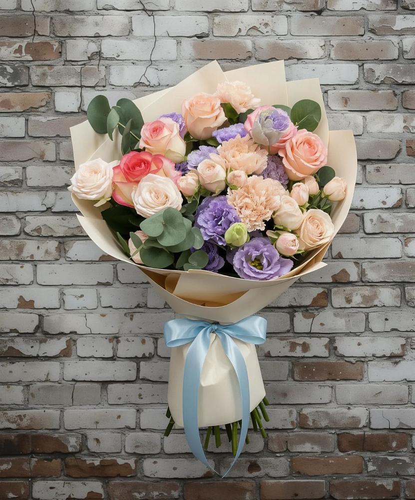 Букет цветов из: Розы, Лизиантусы и Гвоздики в Жостово