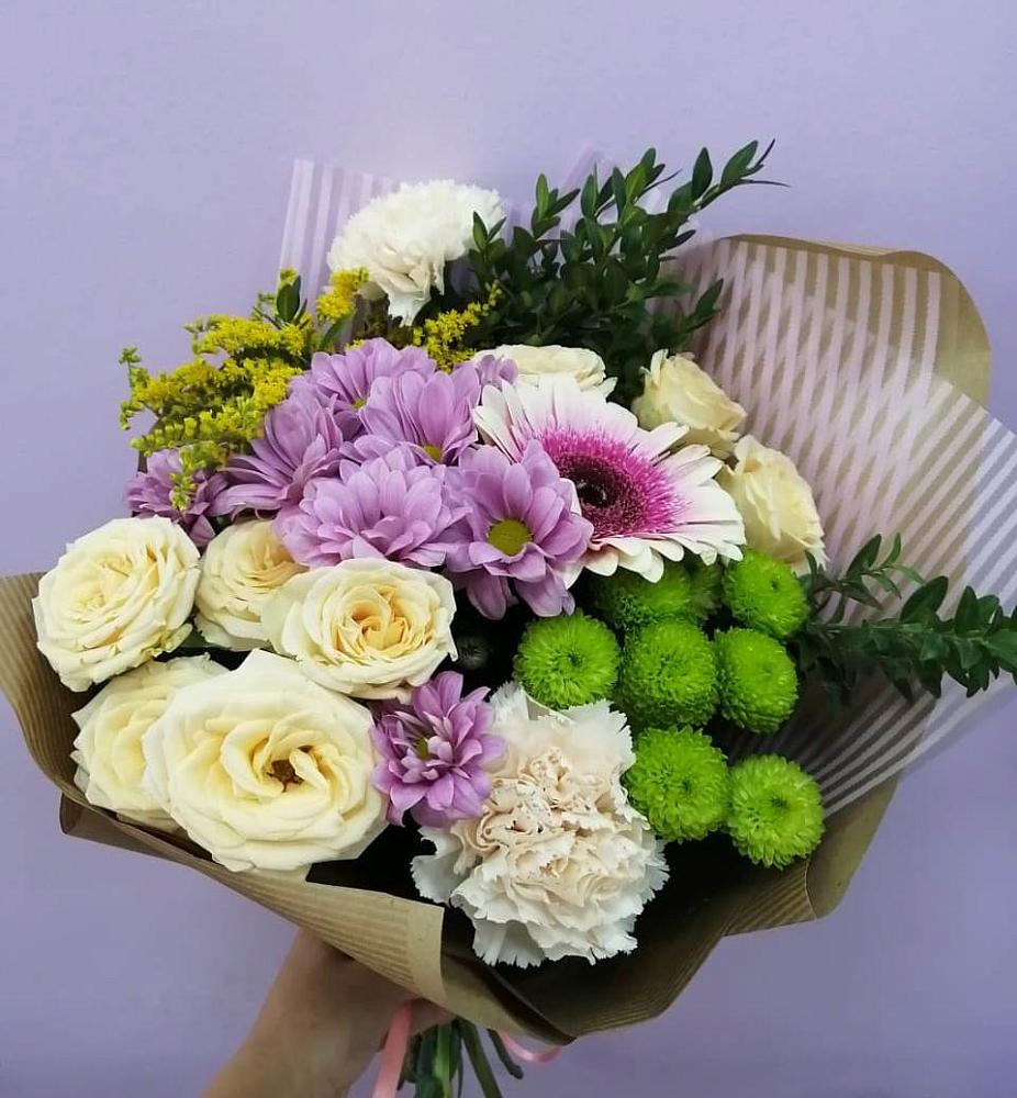 Букет цветов из: Хризантемы, Розы, Гвоздики и Герберы в Жостово