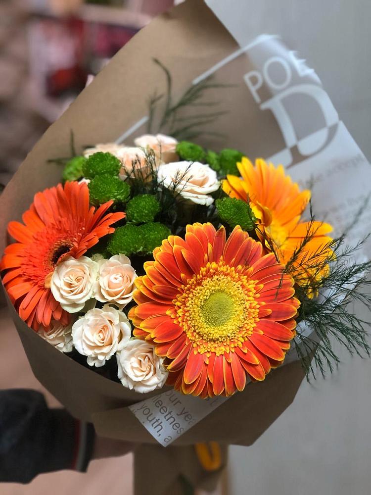 Букет цветов из: Герберы, Хризантемы и Розы в Жостово