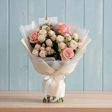 Букет цветов из:  Розы в Жостово