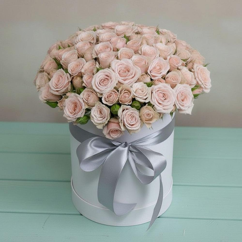 Цветочная композиция из Розы в шляпной коробке в Жостово